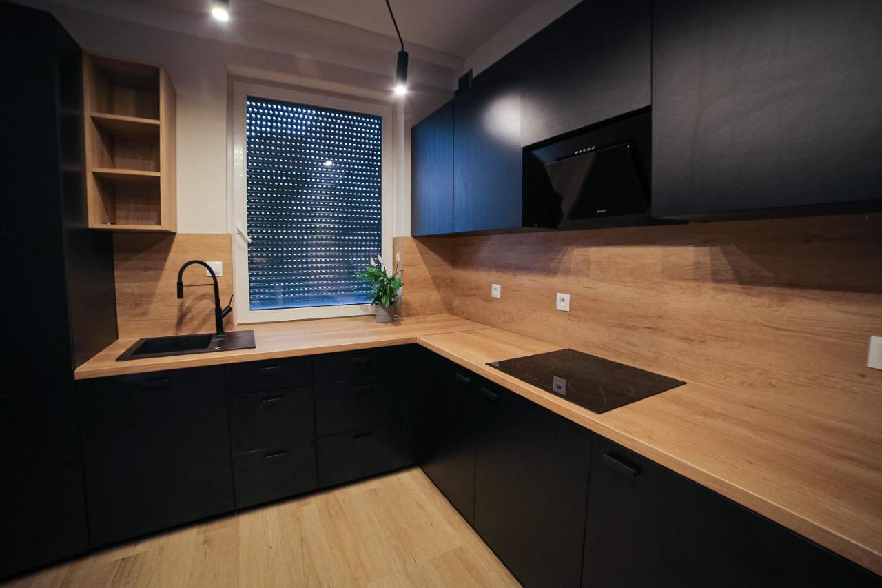 Апартаменты Studio La Palma Garbary 32 Познань Экстерьер фото